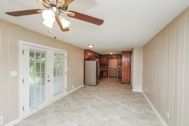 Foto del edificio - 1407 Palmer Pl SW