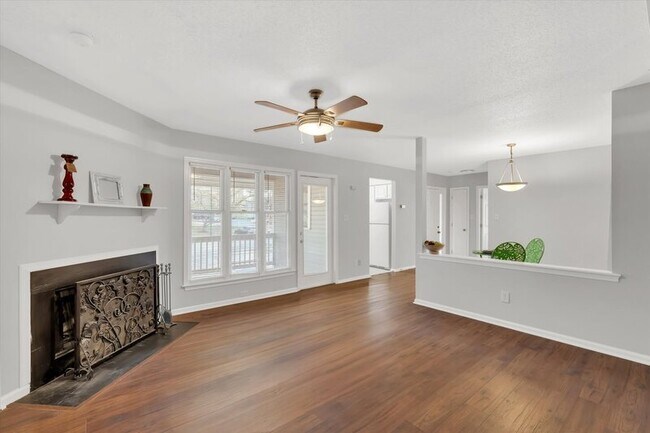 Foto del edificio - 2811 Edridge Ct