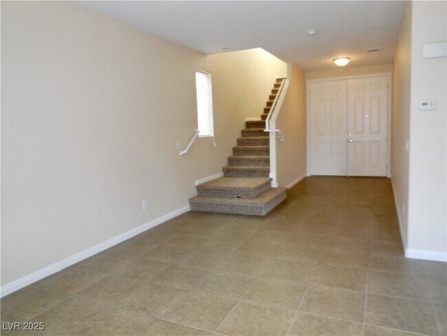 Foto del edificio - 7868 Barntucket Ave