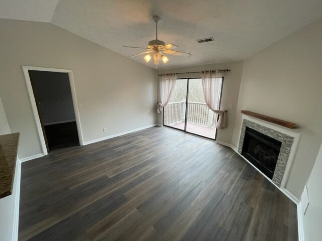 Building Photo - 18 Woodland Hills Dr