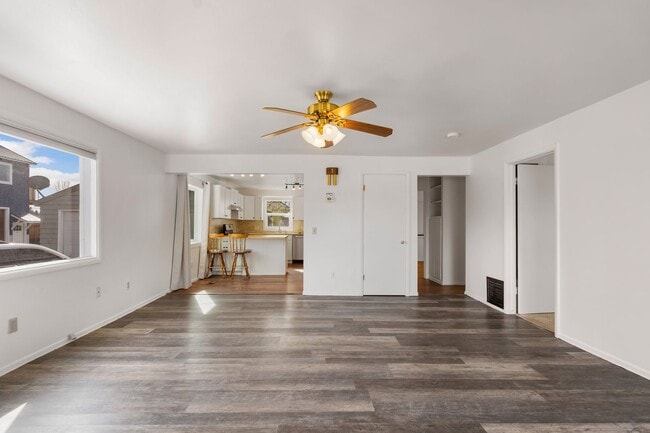 Building Photo - Charming Bungalow in Evergreen