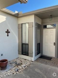 Building Photo - 2015 Balmoral Dr