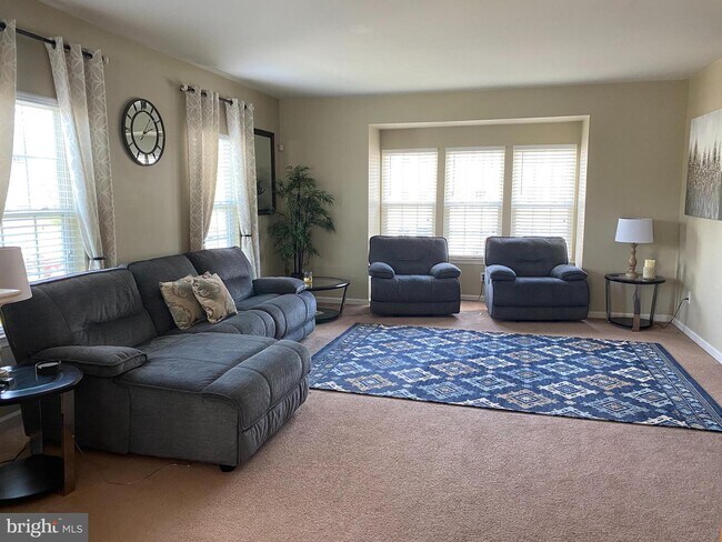 Foto del edificio - 618 Sweetgum Ln