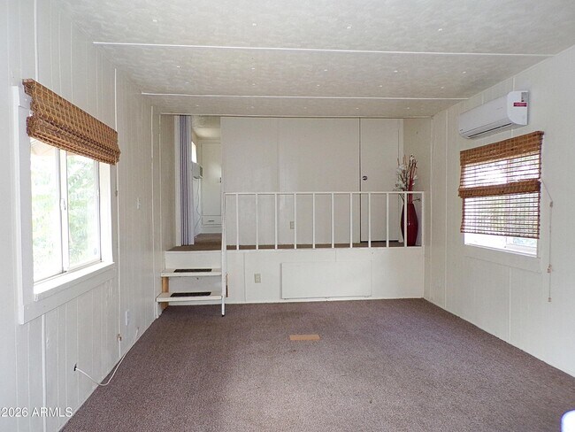 Foto del edificio - 5046 E Hereford Rd