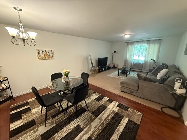 Foto del edificio - 208 Undercliff Ave