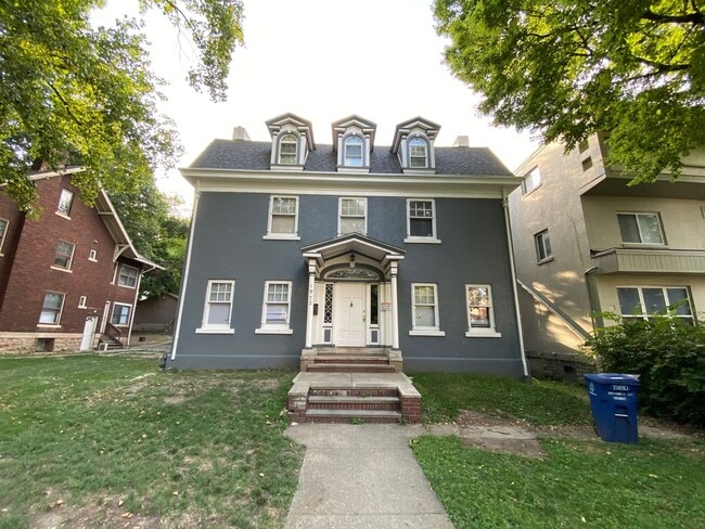 Building Photo - 1972 Indianola Ave