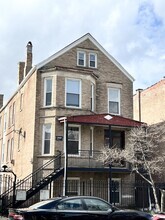 Building Photo - 2238 S Homan Ave