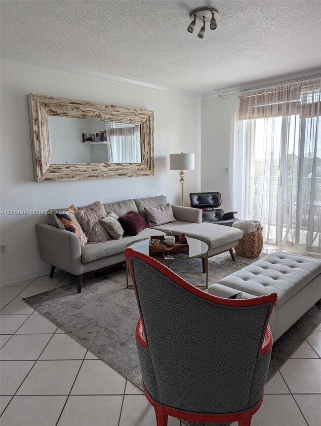 Building Photo - 3500 Coral Way