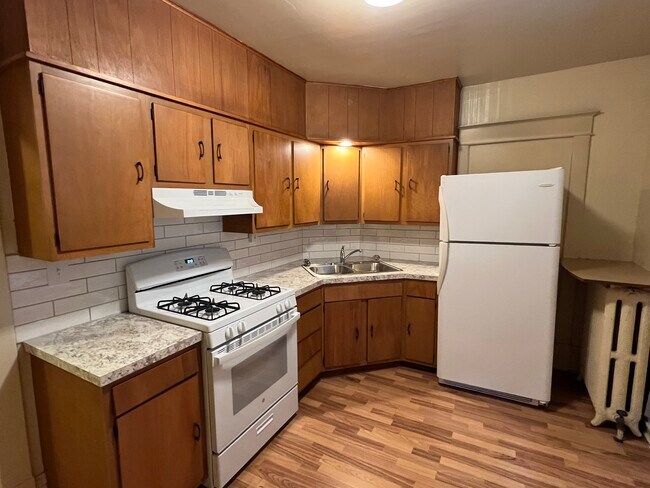 Foto del edificio - 222 Lafayette Ave NE