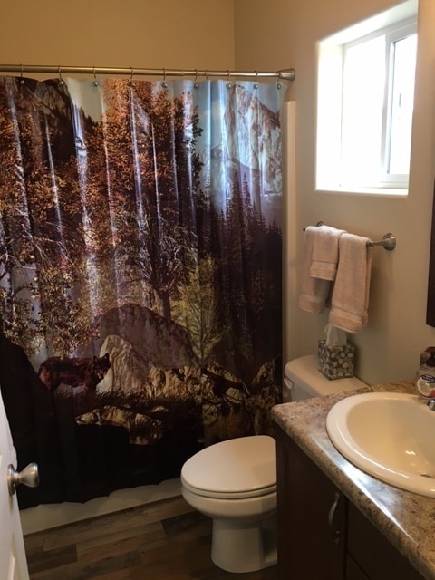 Building Photo - Cabin Style Home - Fully Furnished