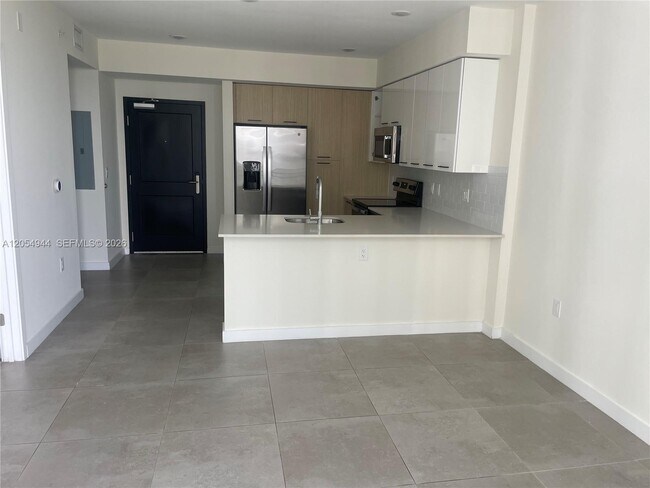 Foto del edificio - 16395 Biscayne Blvd