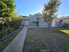 Building Photo - 9859 Arleta Ave