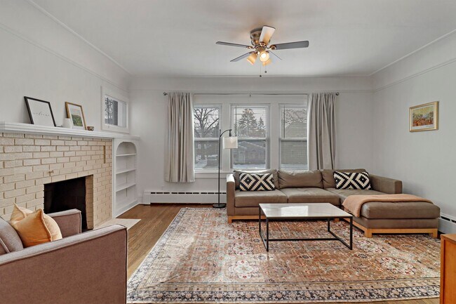 Foto del edificio - 814 W Keith Ave
