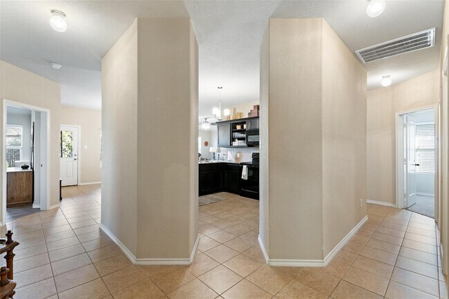 Foto del edificio - 8924 Cold Harbor St