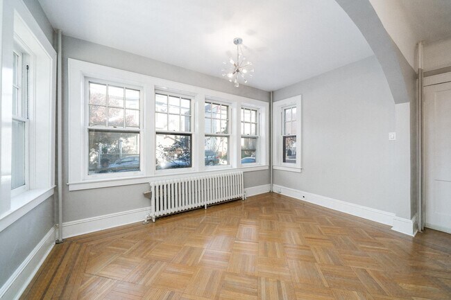 Building Photo - 117 72nd St