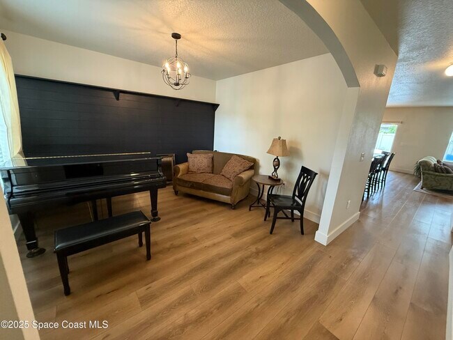 Foto del edificio - 1120 Swiss Pointe Ln