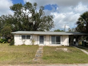 Building Photo - 22144 Montrose Ave