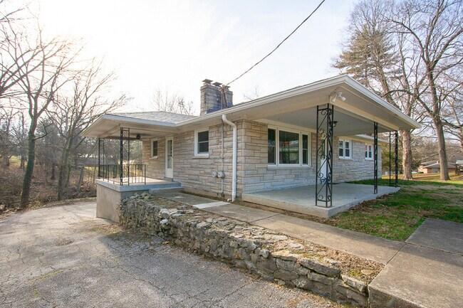 Building Photo - 6156 Cherry Hill Ct