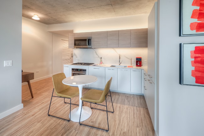 Foto del edificio - 174 N Desplaines St