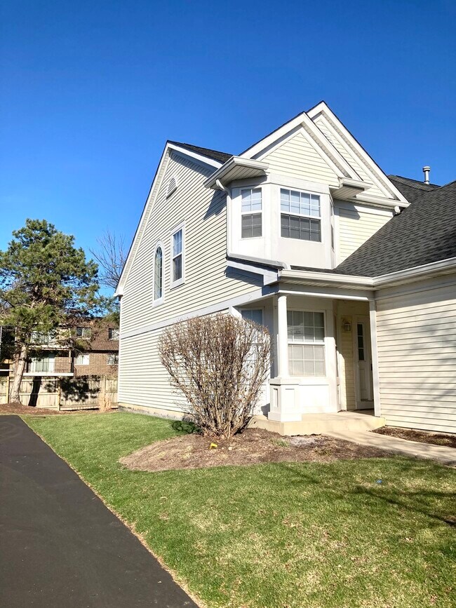 129 Tara Ln, West Chicago, IL 60185 Townhome Rentals in West Chicago