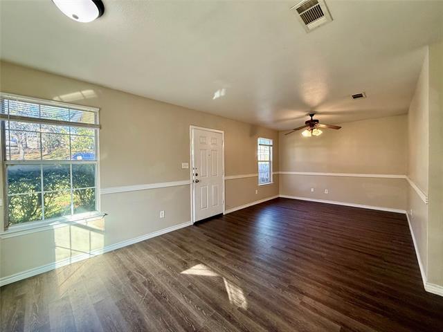 Building Photo - 104 E Prospect St