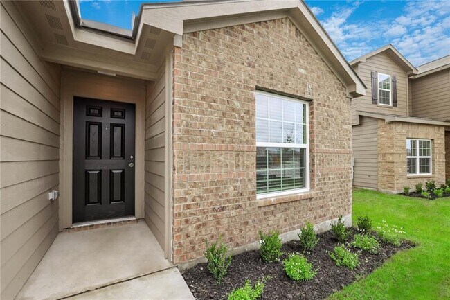 Building Photo - 353 Cres Park Dr