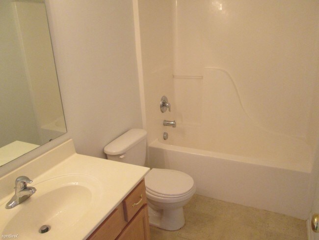 Building Photo - 3675 Thornaby Cir