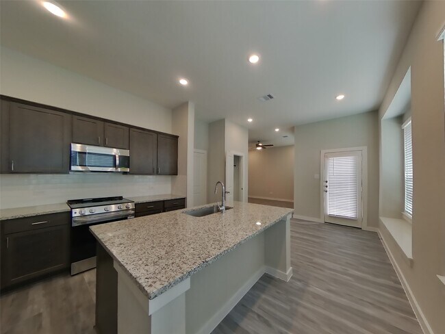 Building Photo - 22709 Terrazzo Dr