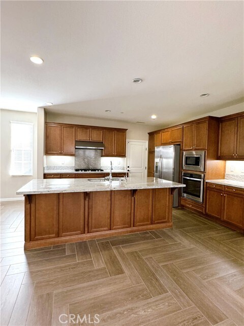 Building Photo - 3426 Villa Dr