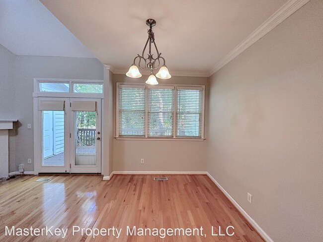 Building Photo - 3 br, 2.5 bath House - 202 Vinca Circle