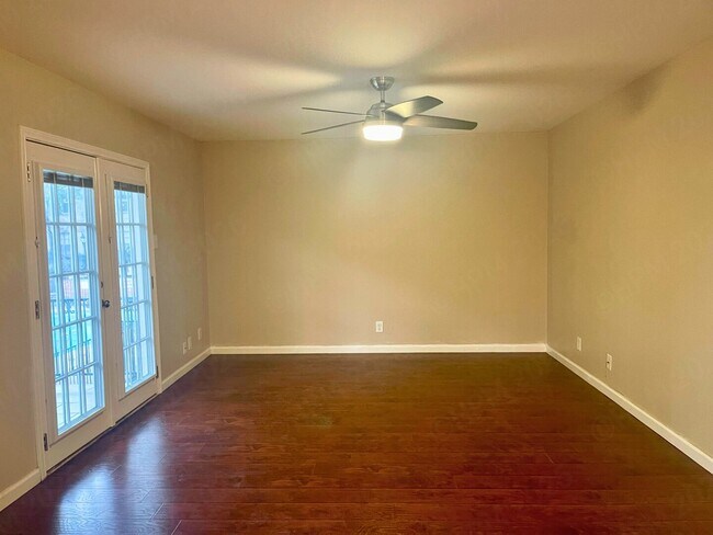 Building Photo - Move-In Special. ½ off the first full month's rent with a 12-month lease