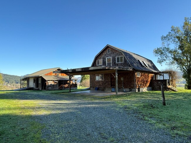 Foto del edificio - 51372 Old Broadbent Rd