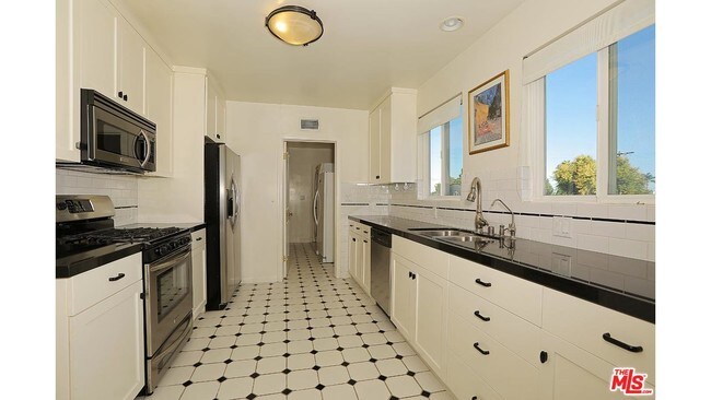 Beautifully Updated Kitchen - 1538 S Durango Ave