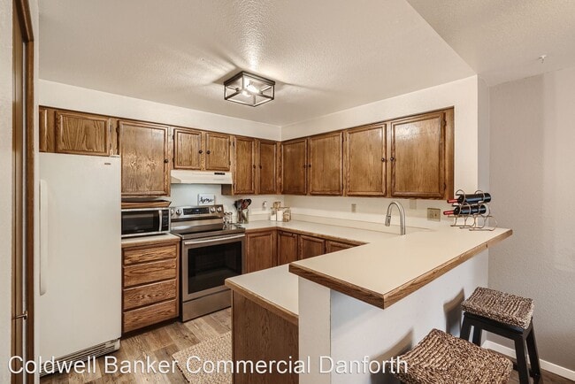 Building Photo - 3 br, 2 bath House - 24836 110th Pl SE, Un...