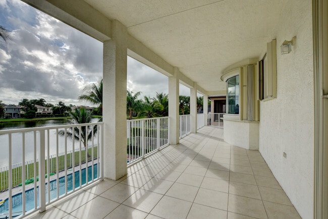 Building Photo - 9544 Barletta Winds Point