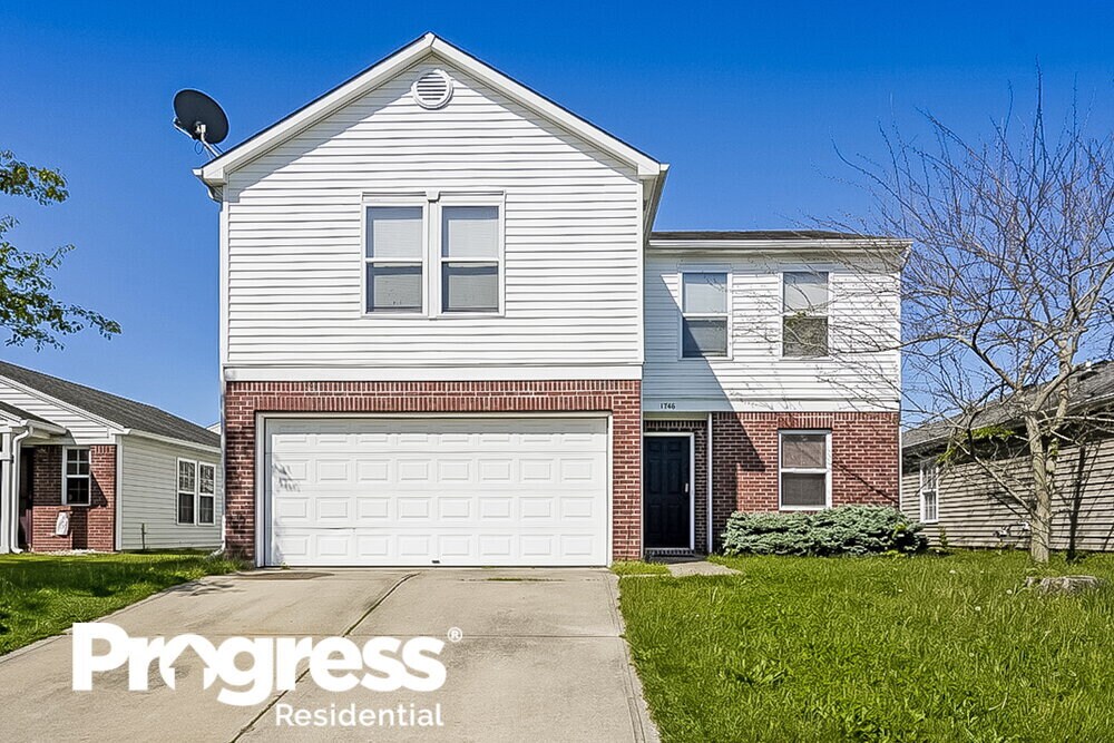 1746 Blue Grass Pkwy, Greenwood, IN 46143 House Rental in Greenwood