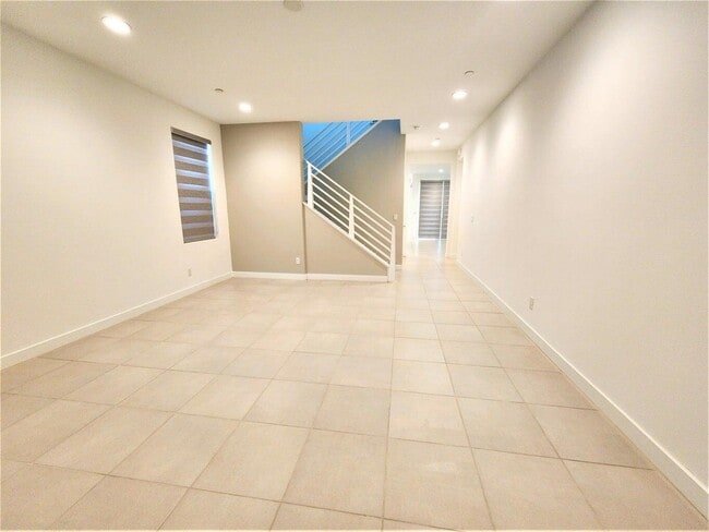 Building Photo - 35770 McCarthy St