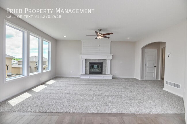 Foto del edificio - 2677 W Dartmouth St