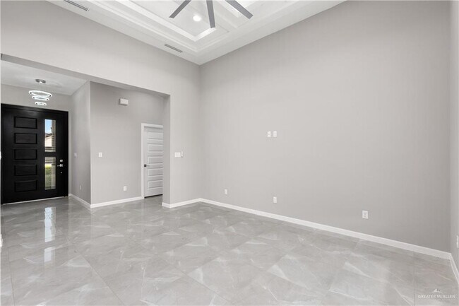 Building Photo - 16 Magnolia Dr