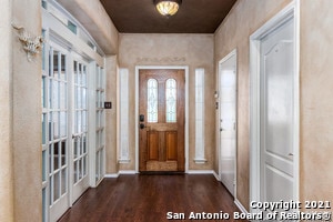 Building Photo - 1122 Persian Garden