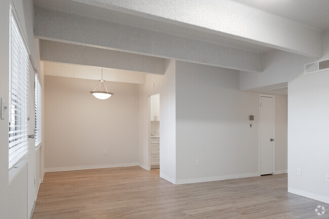 1HAB, 1BA - 740 ft² - Highline Lofts