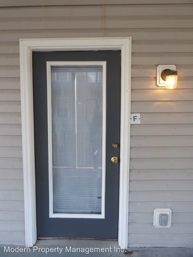 Building Photo - 139 Macey Ave