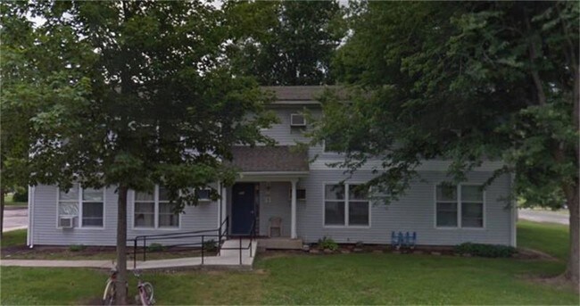 Building Photo - 500 N State St