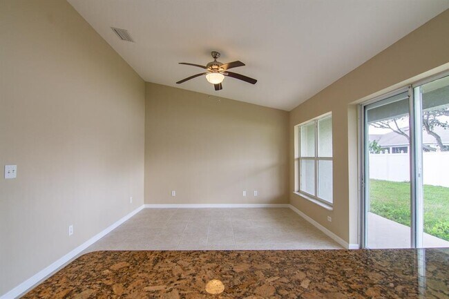 Foto del edificio - 402 Bridgewater Ct