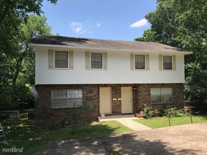 2 br, 1.5 bath Apartment 801 N Gregg Ave Condo for Rent in