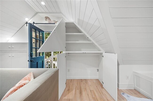 Foto del edificio - 1358 Briarcliff Pl NE