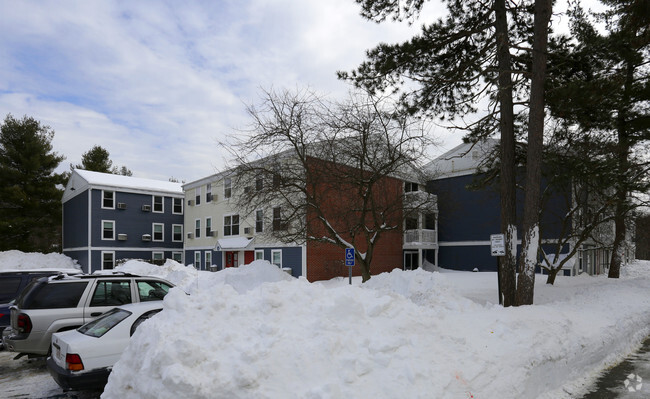 Foto del edificio - Spring Gate Apartments