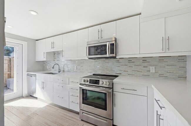 Foto del edificio - 1610 NE 7th St