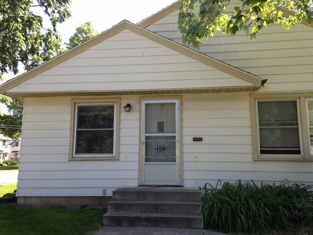 Primary Photo - 3601 Lynn Ave