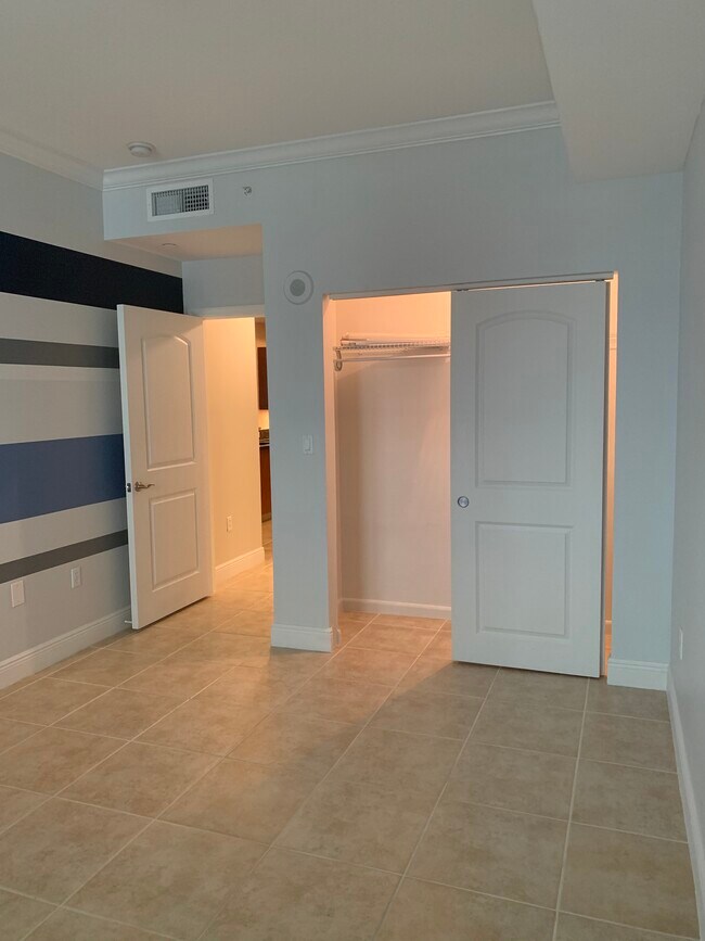 Foto del edificio - 7355 SW 89th St